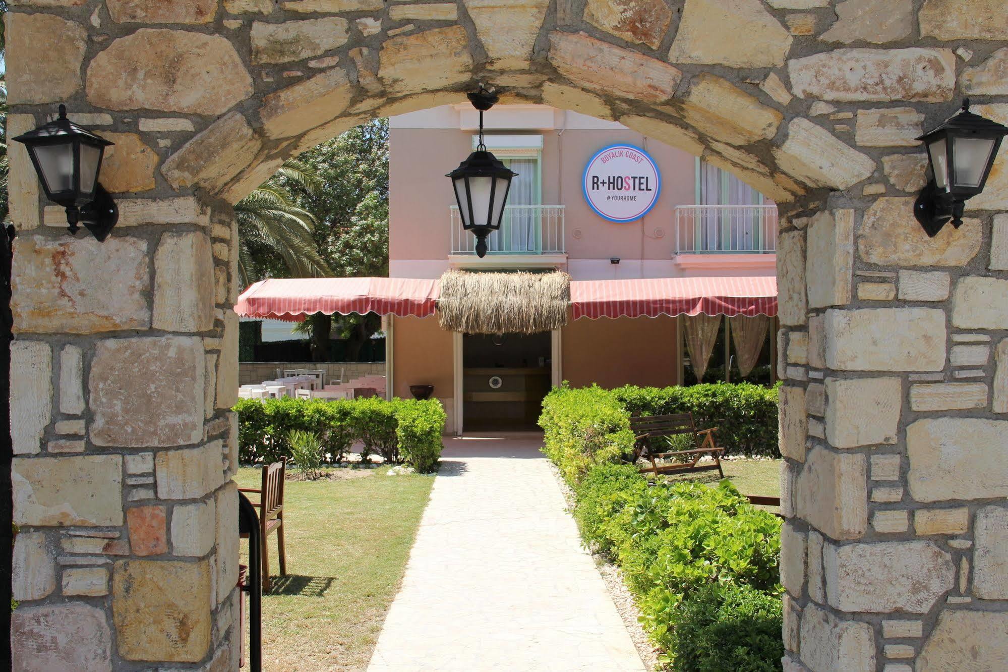 R+ Hotel By Rooms Çeşme Exterior foto